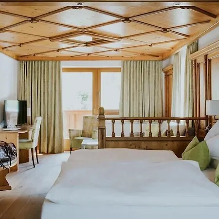 Hotel Tauernhof-2